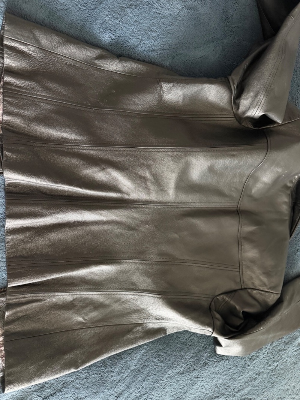 Leather jacket - Picture 7 of 7